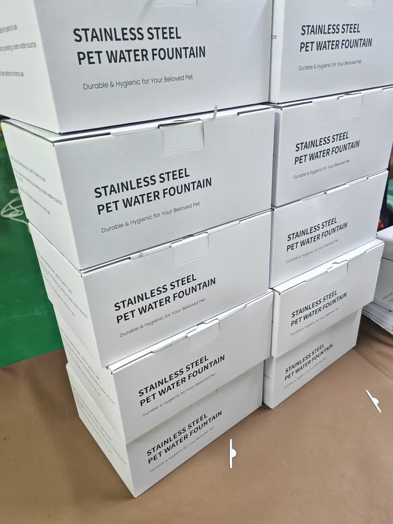 Printed stainless steel pet water fountain retail boxes stacked for packing