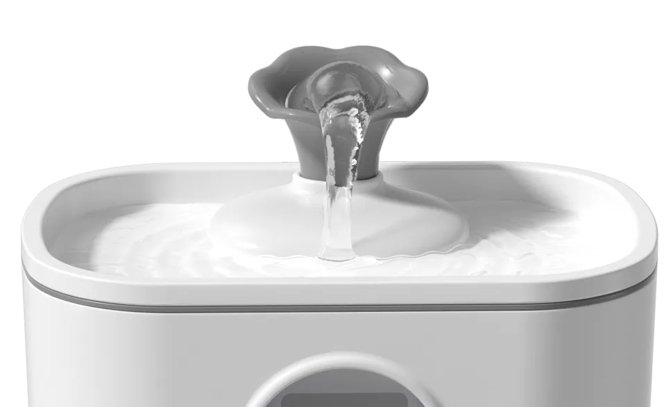Fountelio Spout B: shaped outlet feeding a central stream