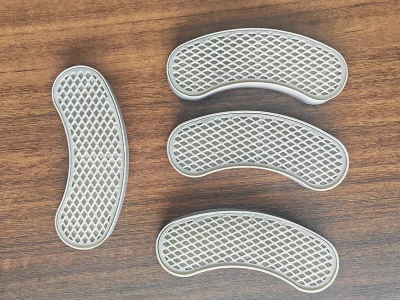 Filtro di ricambio a mezzaluna con griglia rigida in ABS